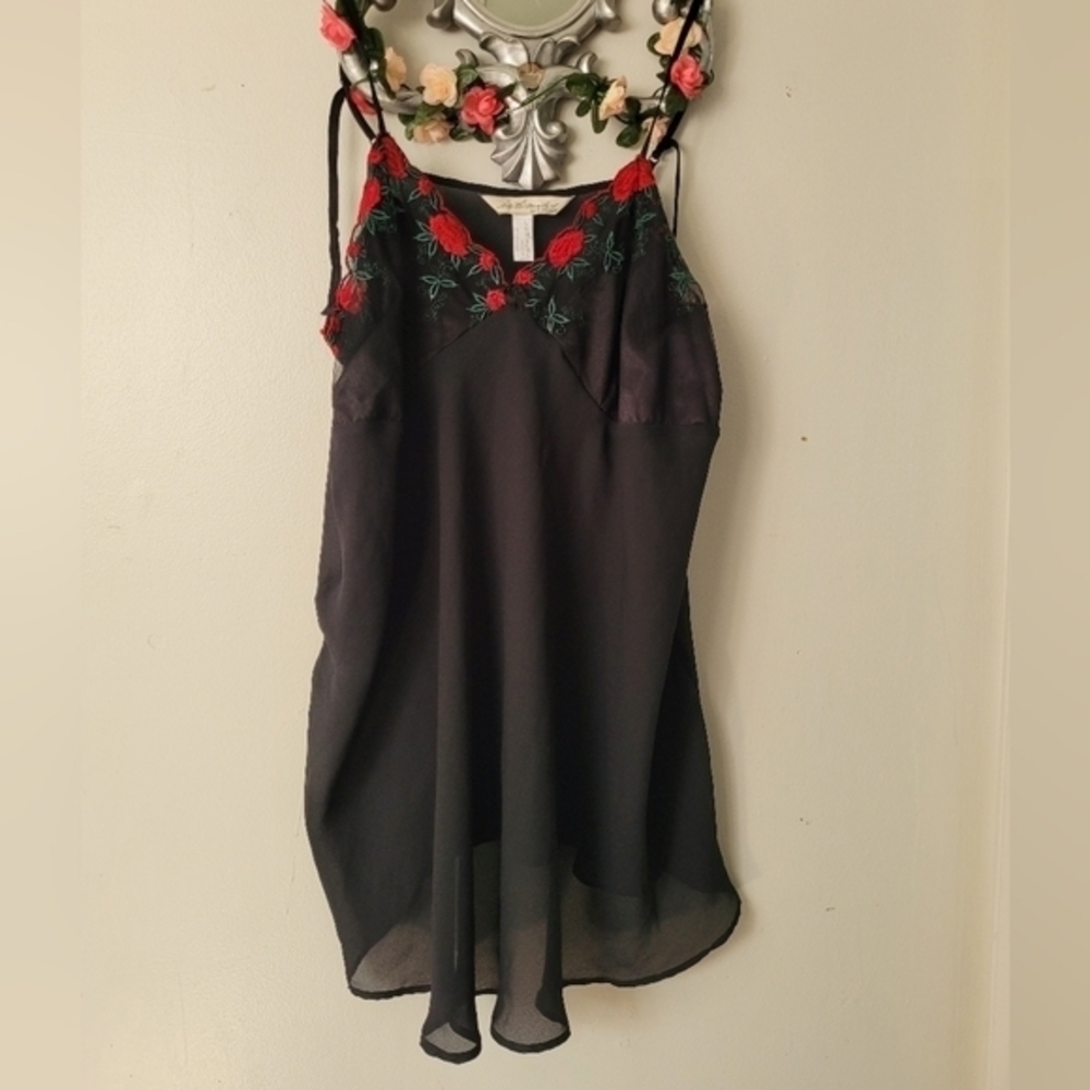 Black Floral Embroidered Camisole